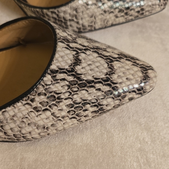 Antonio Melani Black and Tan Heels with Ankle Strap - Picture 6 of 13